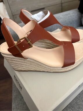 Kenneth Cole Reaction “Card Wedge” Espadrille Wedge Sandals Sz 7M